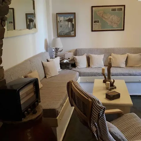 Romanos Summer House *