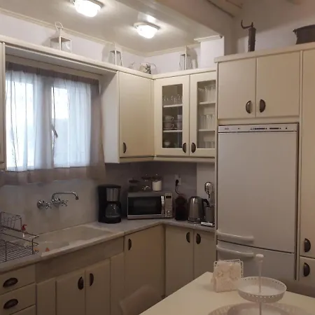 Romanos Summer House