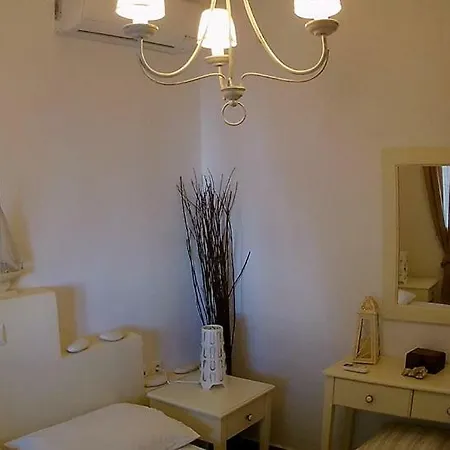 Romanos Summer House بيت للعطل Agios Romanos