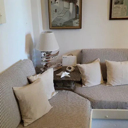 Romanos Summer House بيت للعطل Agios Romanos